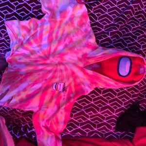 orange sweater spalshes of yellow Croped